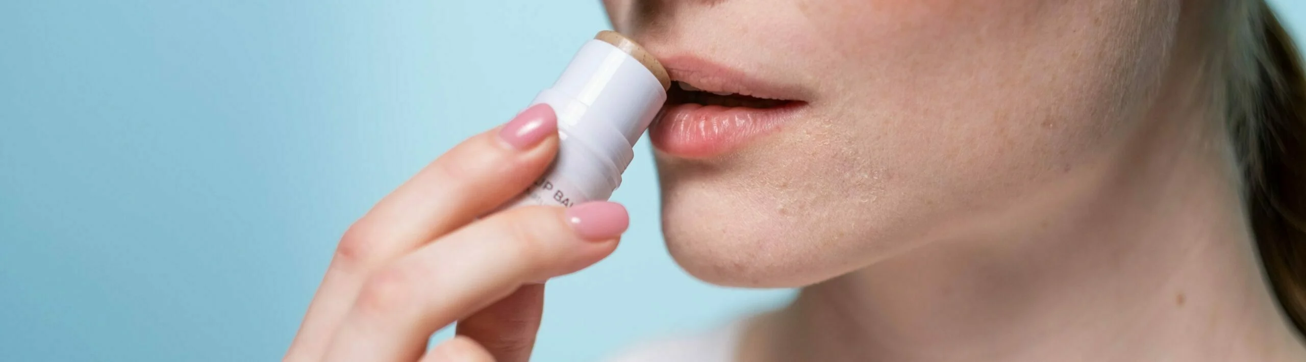 Natural Lip Balm – Your Guide to Luscious Lips, the Non-toxic Way