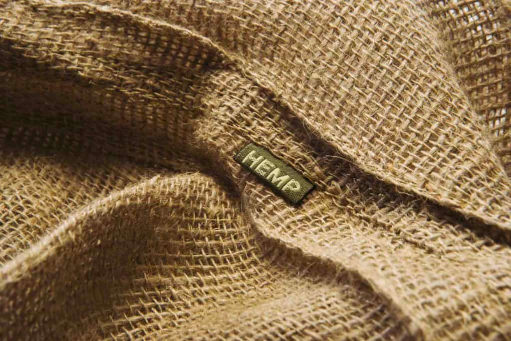 Explore the new trend of hemp clothing in sustainable fashion, featuring long-lasting garments made from eco-friendly hemp fabric with remarkable environmental benefits.