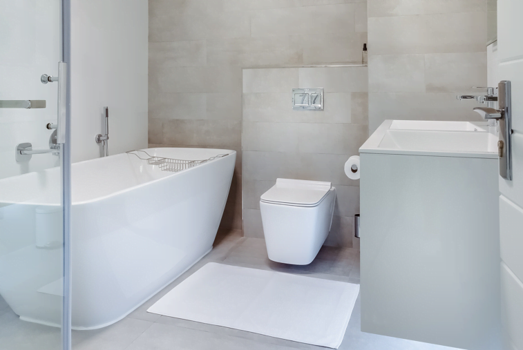 Minimalist bathroom essentials for a clutter-free space
