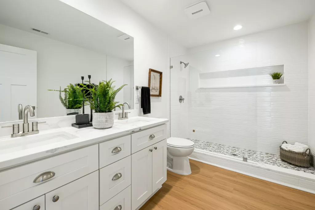 Creating a serene and minimalist bathroom oasis