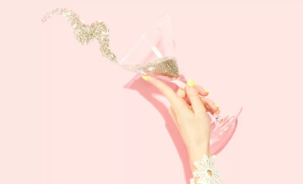 Top 10 Plastic Cup Ornaments: The Ultimate Green Crafter's Guide 4 Glittering Goblets